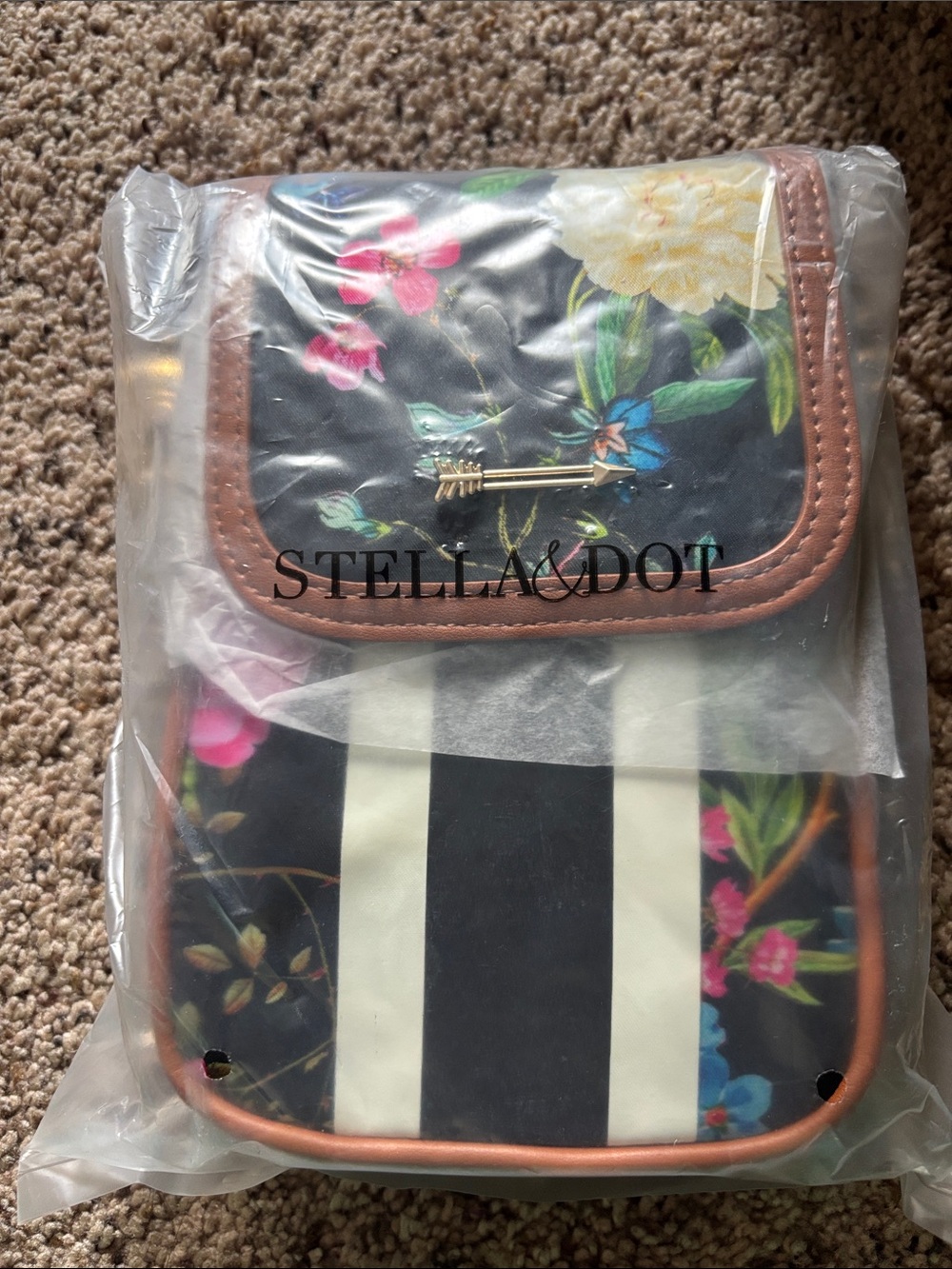 Stella & Dot Black Floral Stripe Crossbody with Brown Trim
